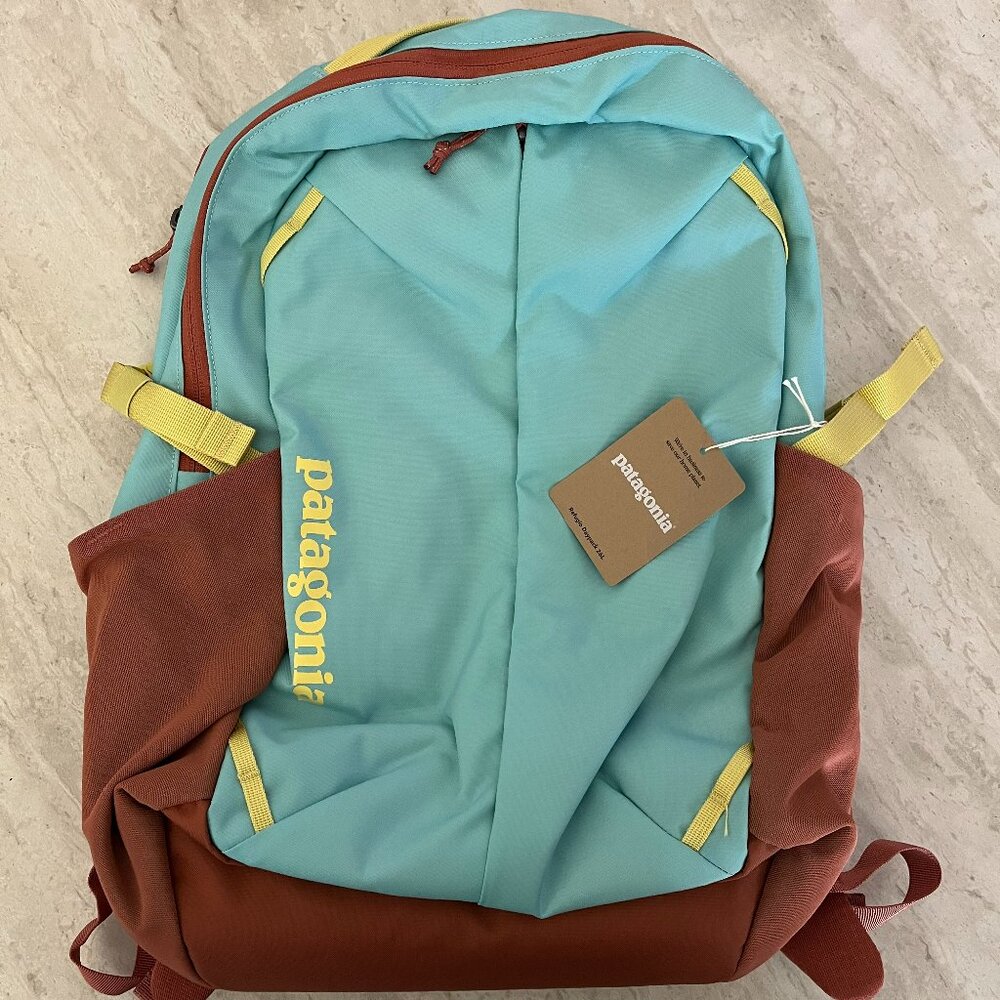 NWT Patagonia Refugio Daypack 26L - Skiff Blue